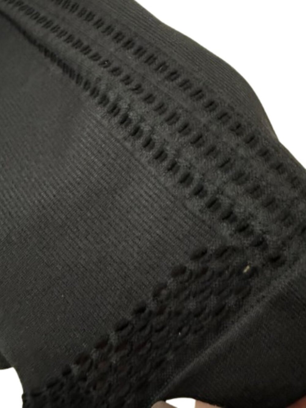Fabletics Women Ribbed High-Waisted Shorts Gym Training Athleisure small NWOT - Picture 4 of 6